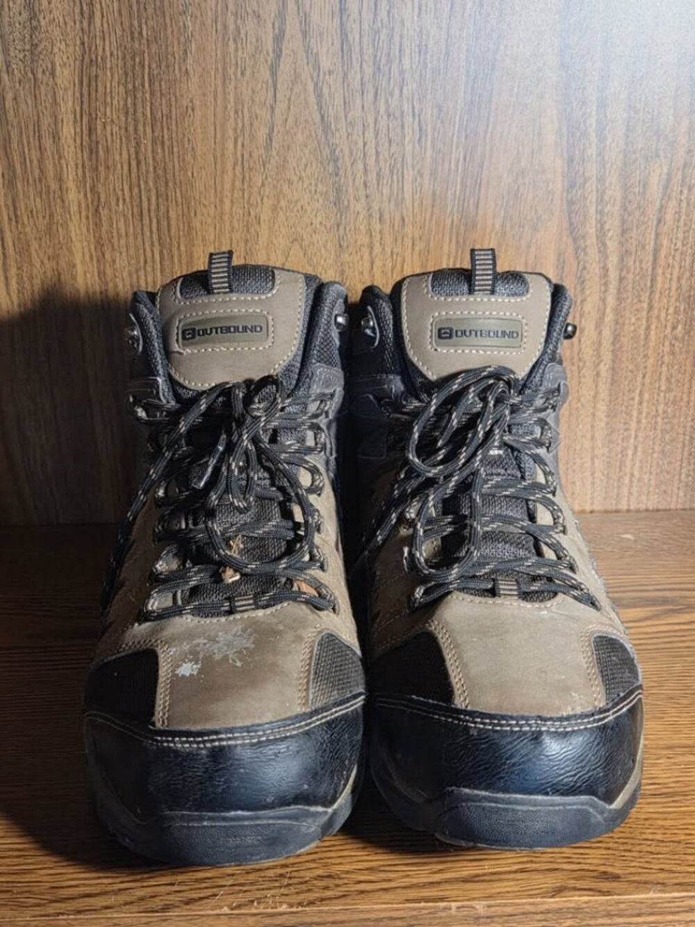 Outbound Brown Insulated Waterproof Trail Hiking Boots Men's Size 11